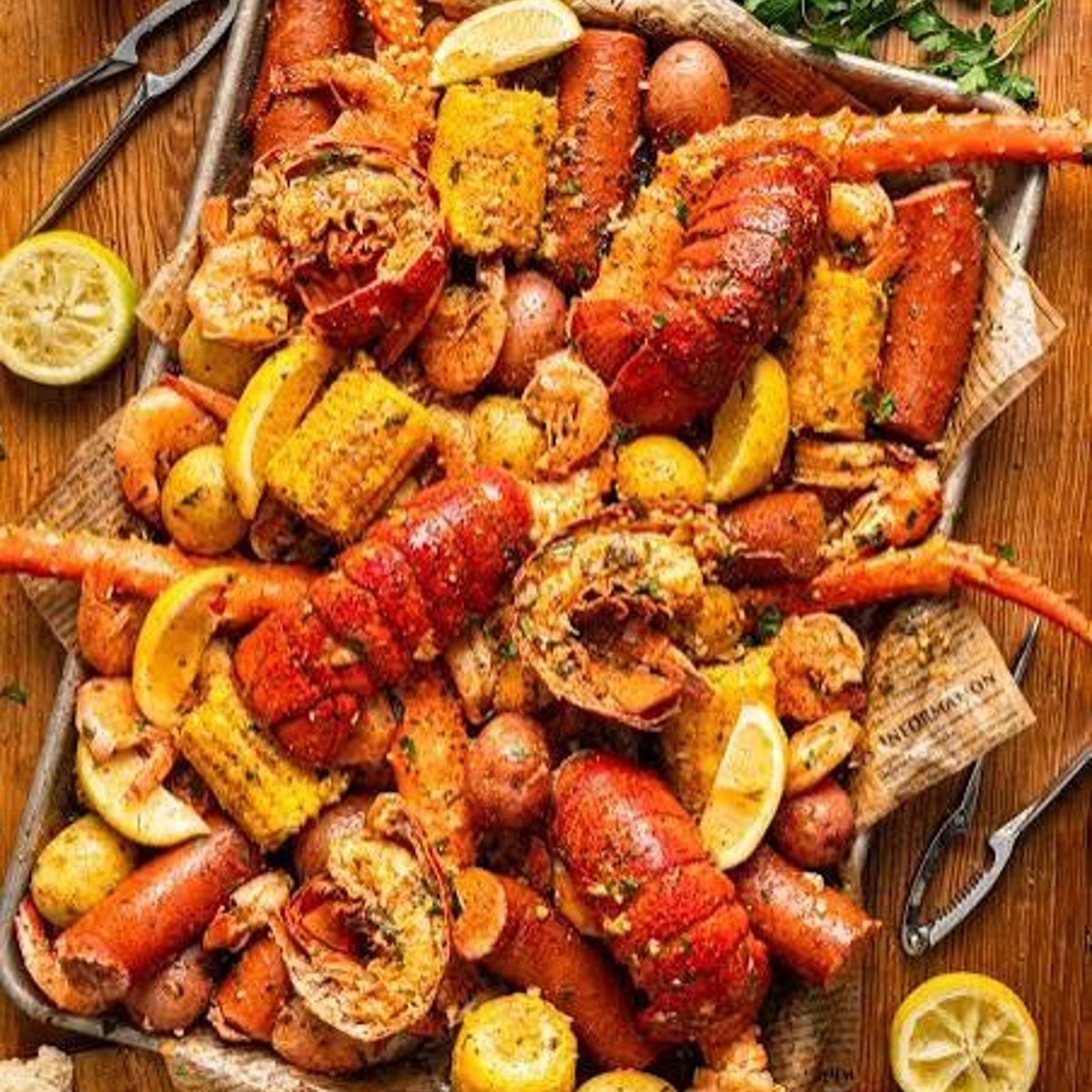 Cajun Seafood on the Same Menu